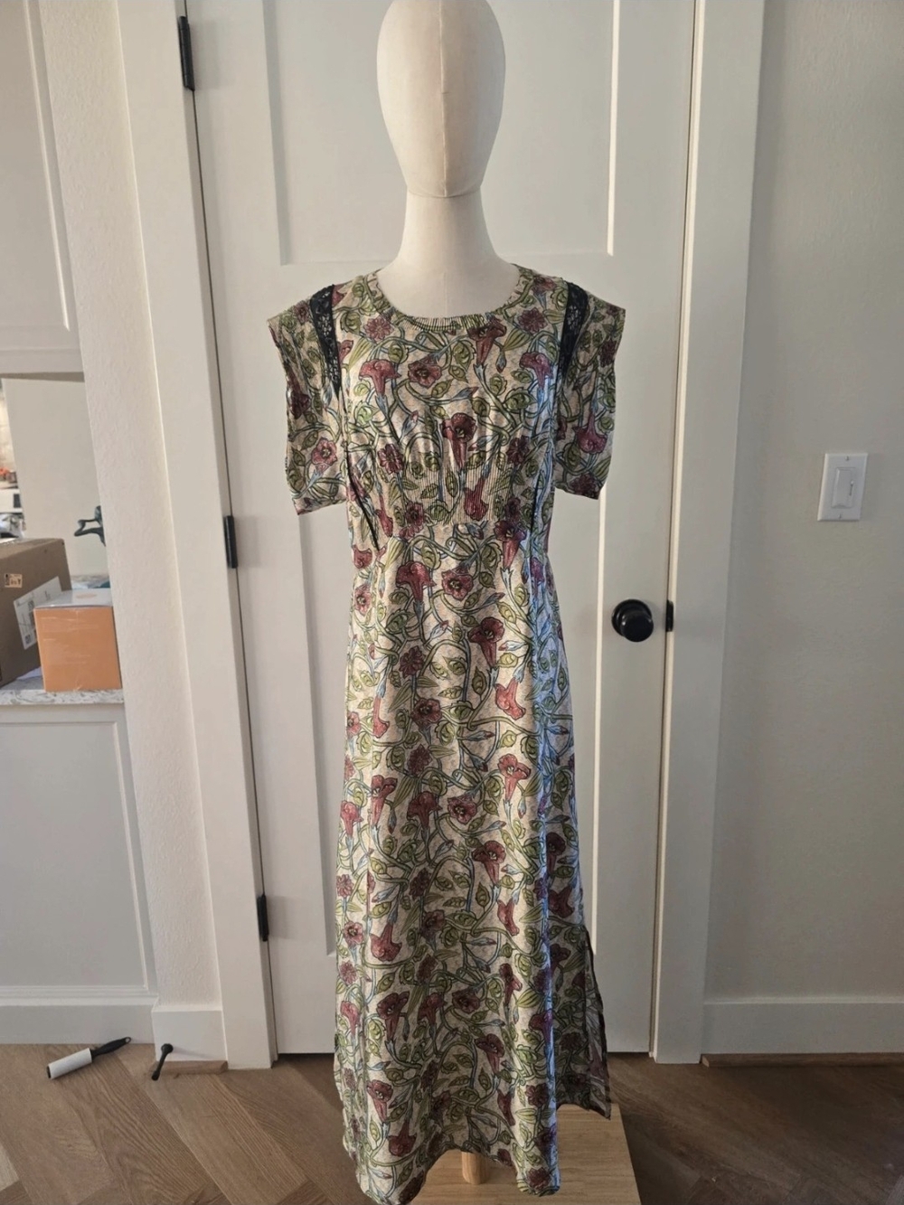 Floral Short-Sleeve Maxi Dress in Green and Pink